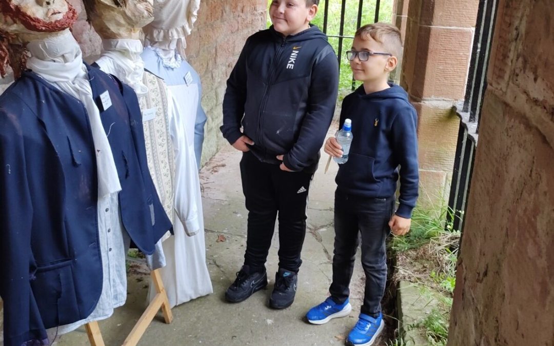 Young look at the museum